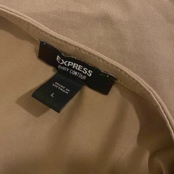 Express Body Contour Bodysuit  (set of 2) - Picture 7 of 7